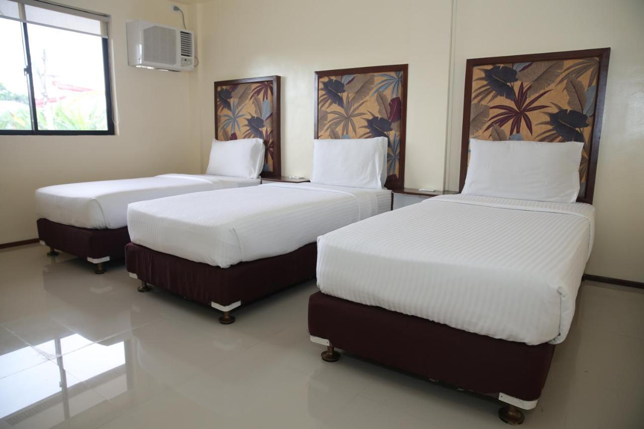 Eon Centennial Resort Hotel & Waterpark Iloilo City Kültér fotó