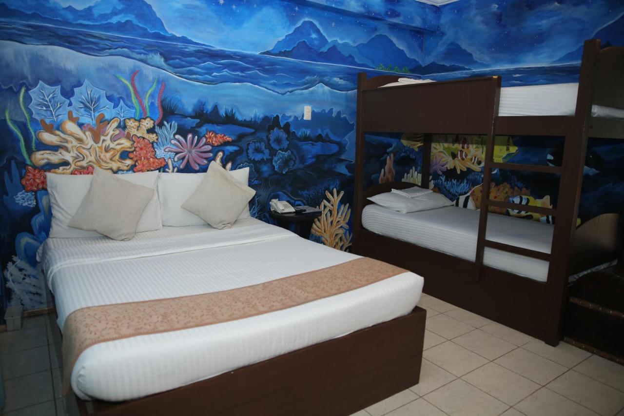 Eon Centennial Resort Hotel & Waterpark Iloilo City Kültér fotó